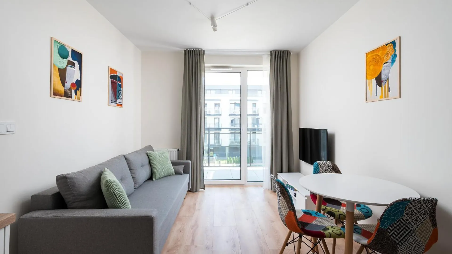 Praga Poludnie 2-Bedroom Apartment Warsaw
