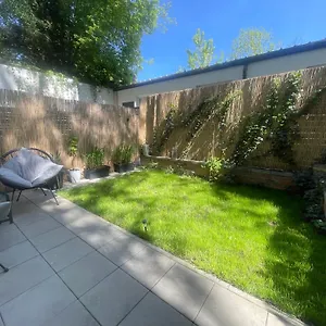 Garden Place Apartament